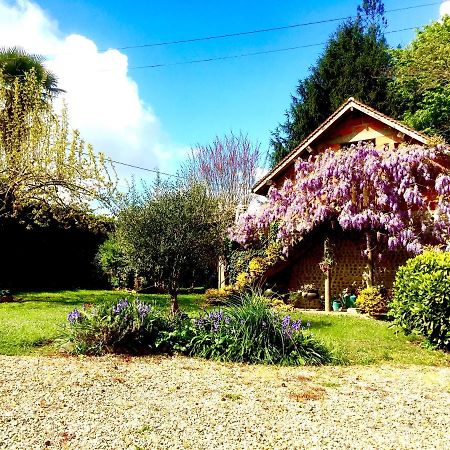 Maison Lomprere Fichous-Riumayou Exterior foto
